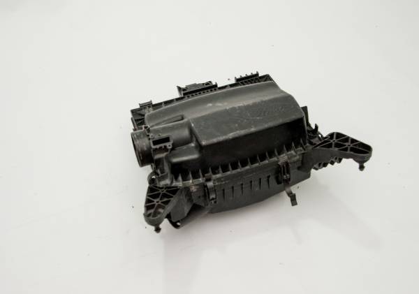 FORD CUSTOM 320 L TREND ÇIKMA PARÇA  KASTIM 2018 SONRASI HAVA FİLTRE KUTUSU